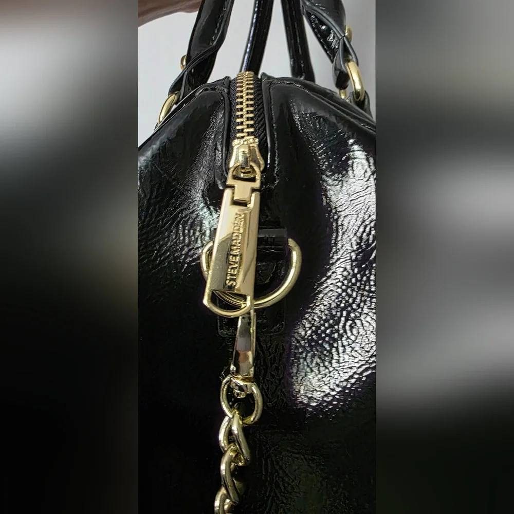 Steve Madden Logo Monochrome Black and Gold Satchel Crossbody Purse OS